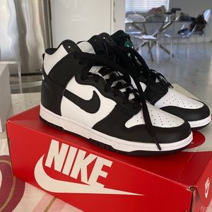 Nike dunk high sneakers . Panda style. Womens 8.5 / Mens 7